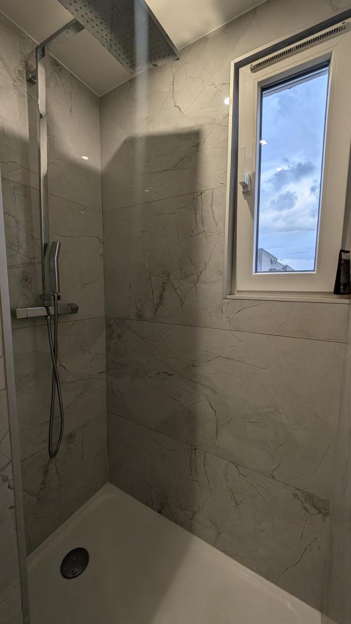Asnières Top Rooms Close To Paris מראה חיצוני תמונה